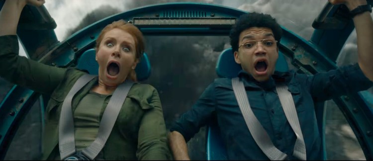 jurassicworld-fallenkingdom-justicesmith-gyrosphere